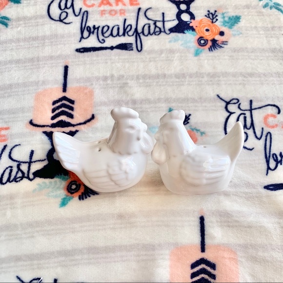 🐓 Rooster Country Ceramic Salt & Pepper Shakers - Picture 7 of 9